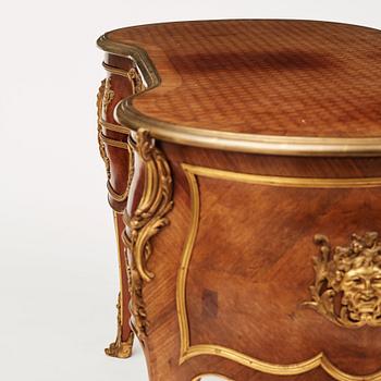 A Napoleon III writing desk, late 19th century.