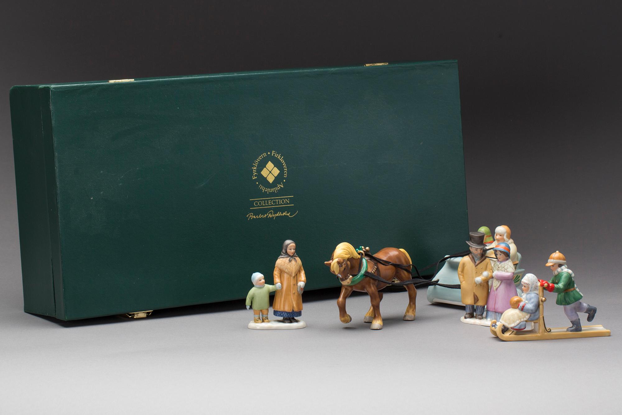 JULDEKORATION, "Helga natt", 16 delar, fältspatporslin, Barbro Rydholm, Fyrklövern, 2000-tal.