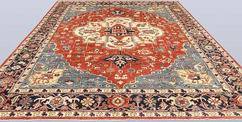 A Ziegler Heriz design carpet, 372 x 274 cm.