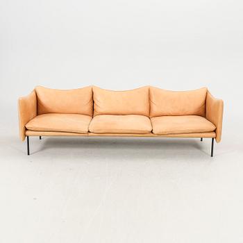 Andreas Engesvik, a Tiki leather sofa and stool for Fogia 21st century.