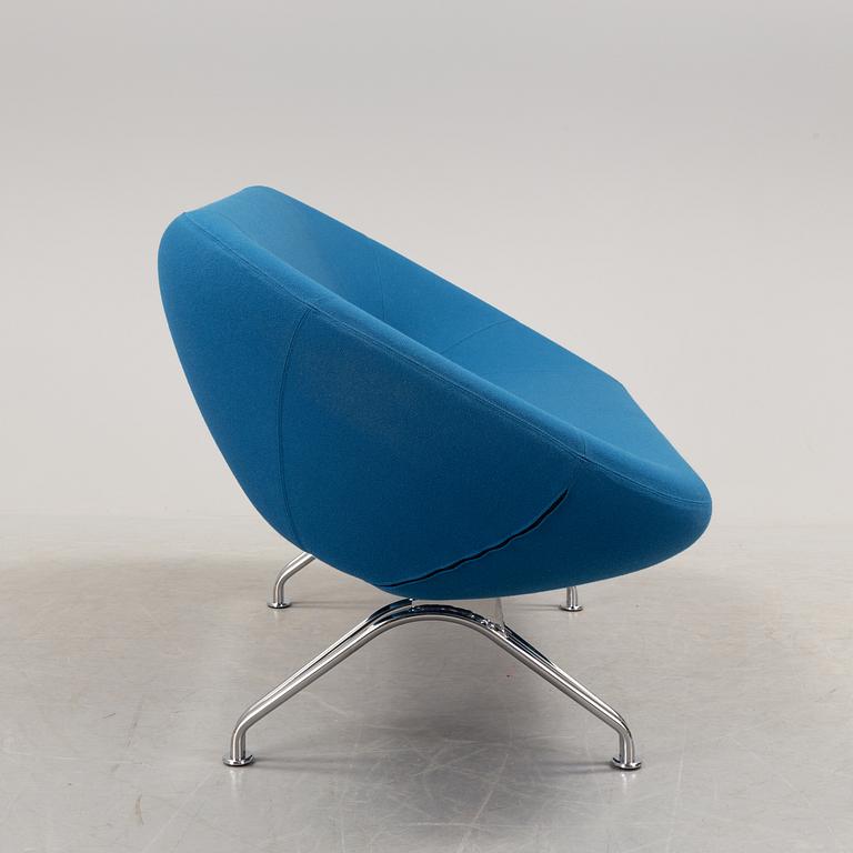 A "Sweep" sofa by Harriet Sørensen for BRM.