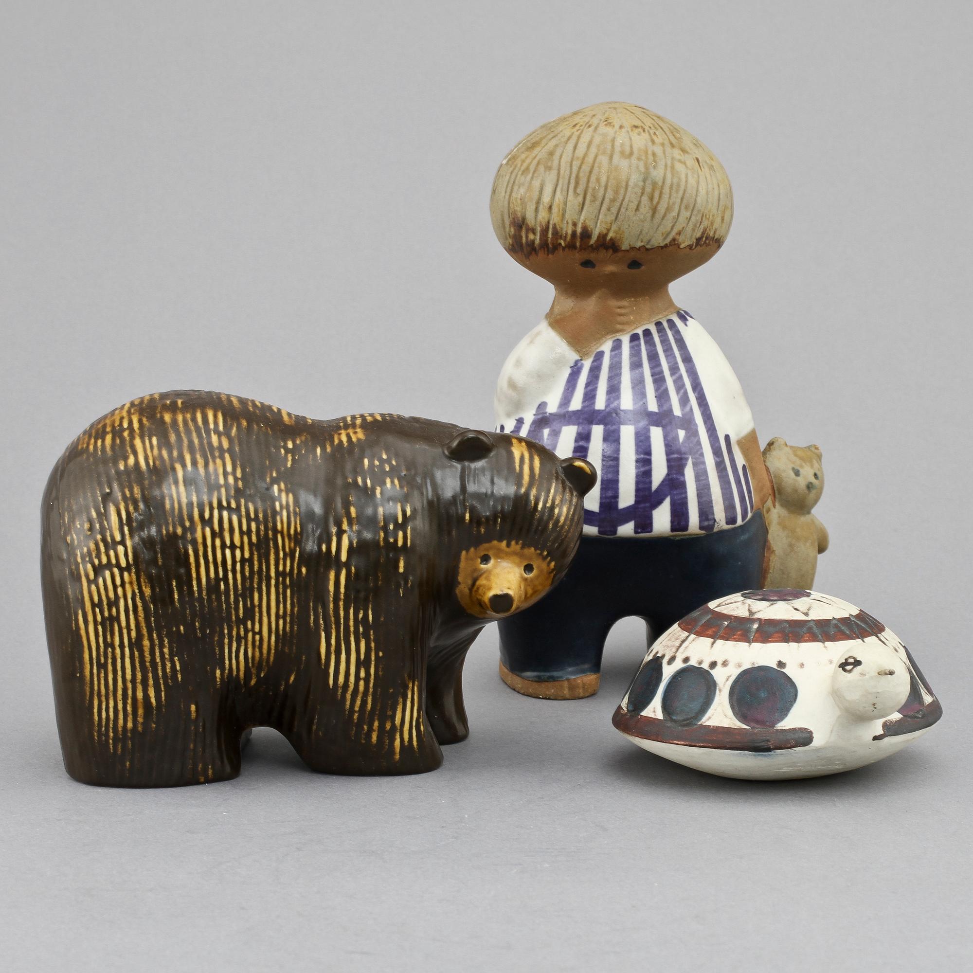 FIGURINER, 3 st, stengods, Lisa Larson, Gustavsberg, 1900-tal.