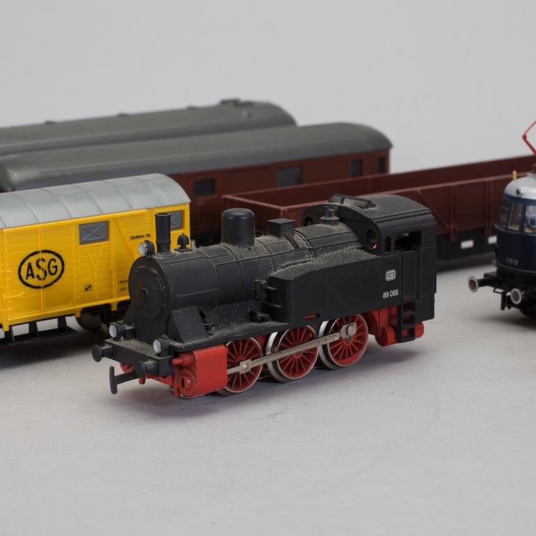 MODELLTÅGSDELAR, 12 stycken, Märklin, Fleischmann & Lima.