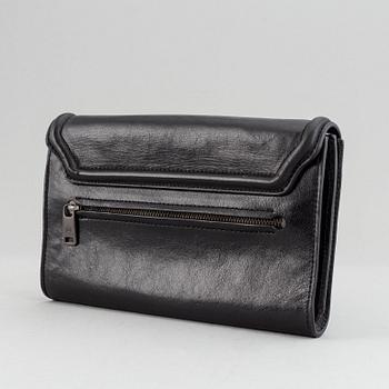 Alexander McQueen, clutch.