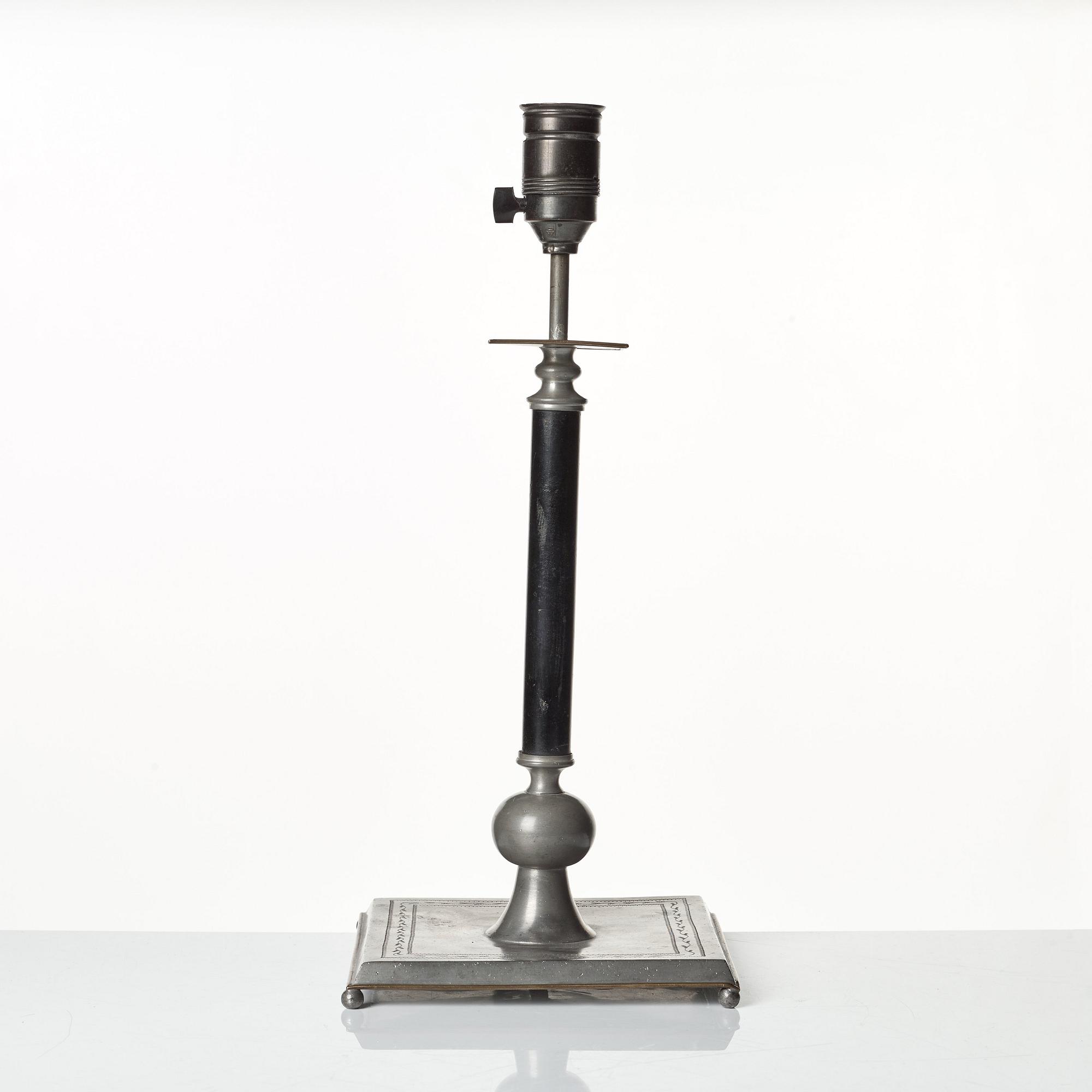 Estrid Ericson, bordslampa, modellnummer 461, Firma Svenskt tenn, Stockholm 1928.