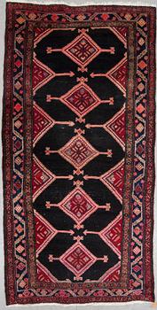 MATTA, västpersisk, 1900-talets slut. Ca 284 x 145 cm.