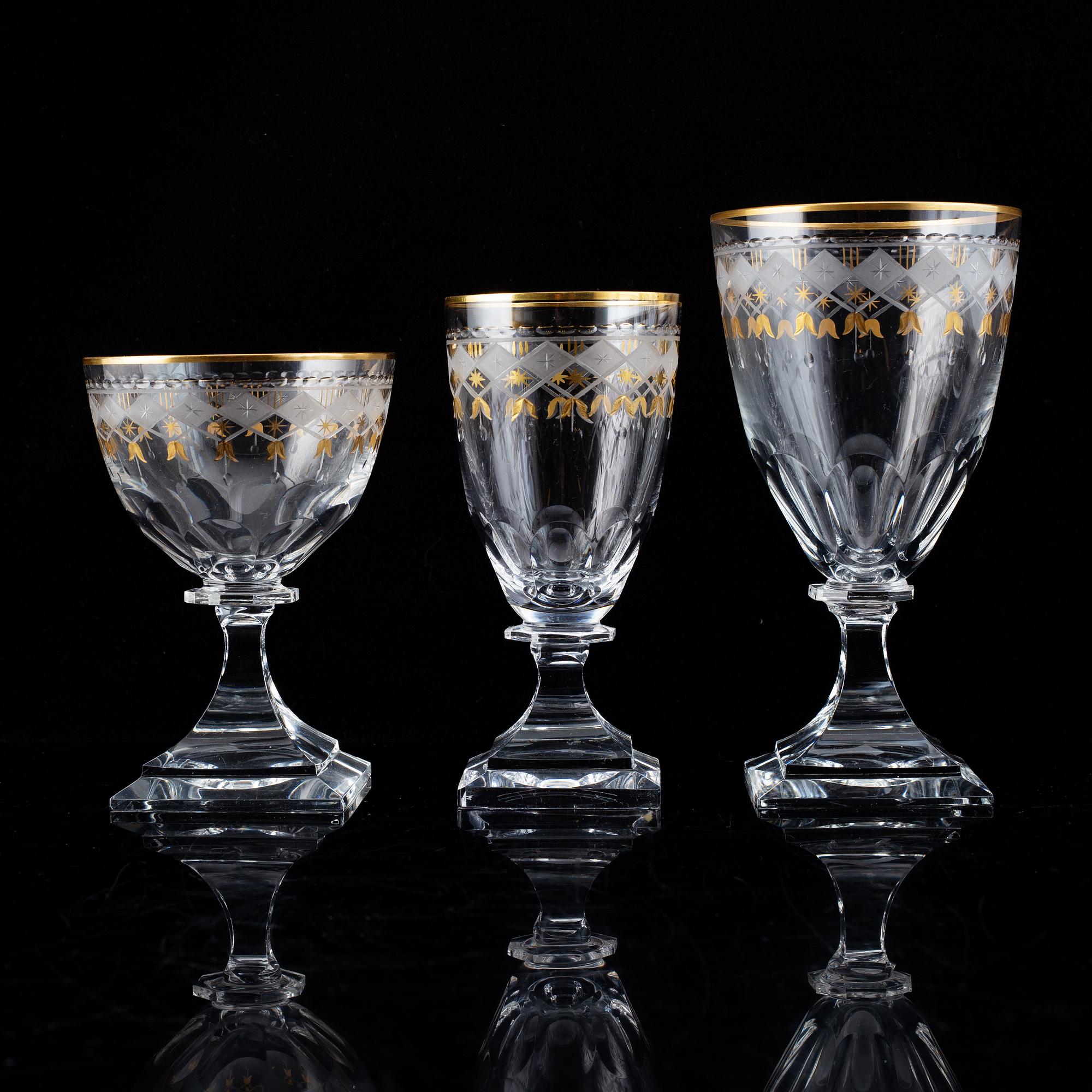 An extensive Kosta Junior glass service, 20th Century. (124 pieces).