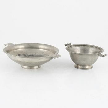 Firma Svenskt Tenn, two pewter bowls, Stockholm 1927.