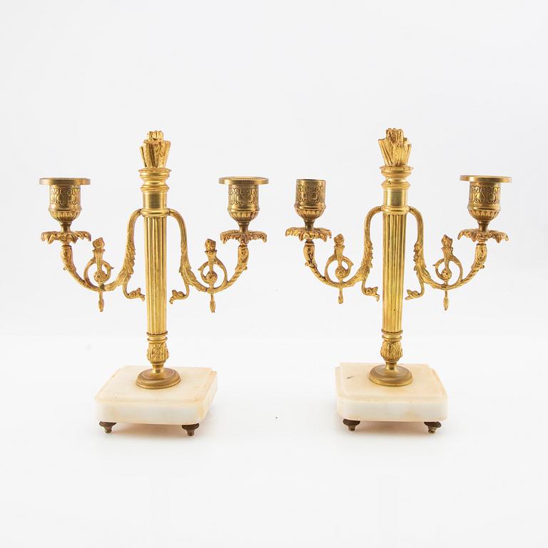 Table garniture 3 dlr Louis XVI style first half of the 20th century.