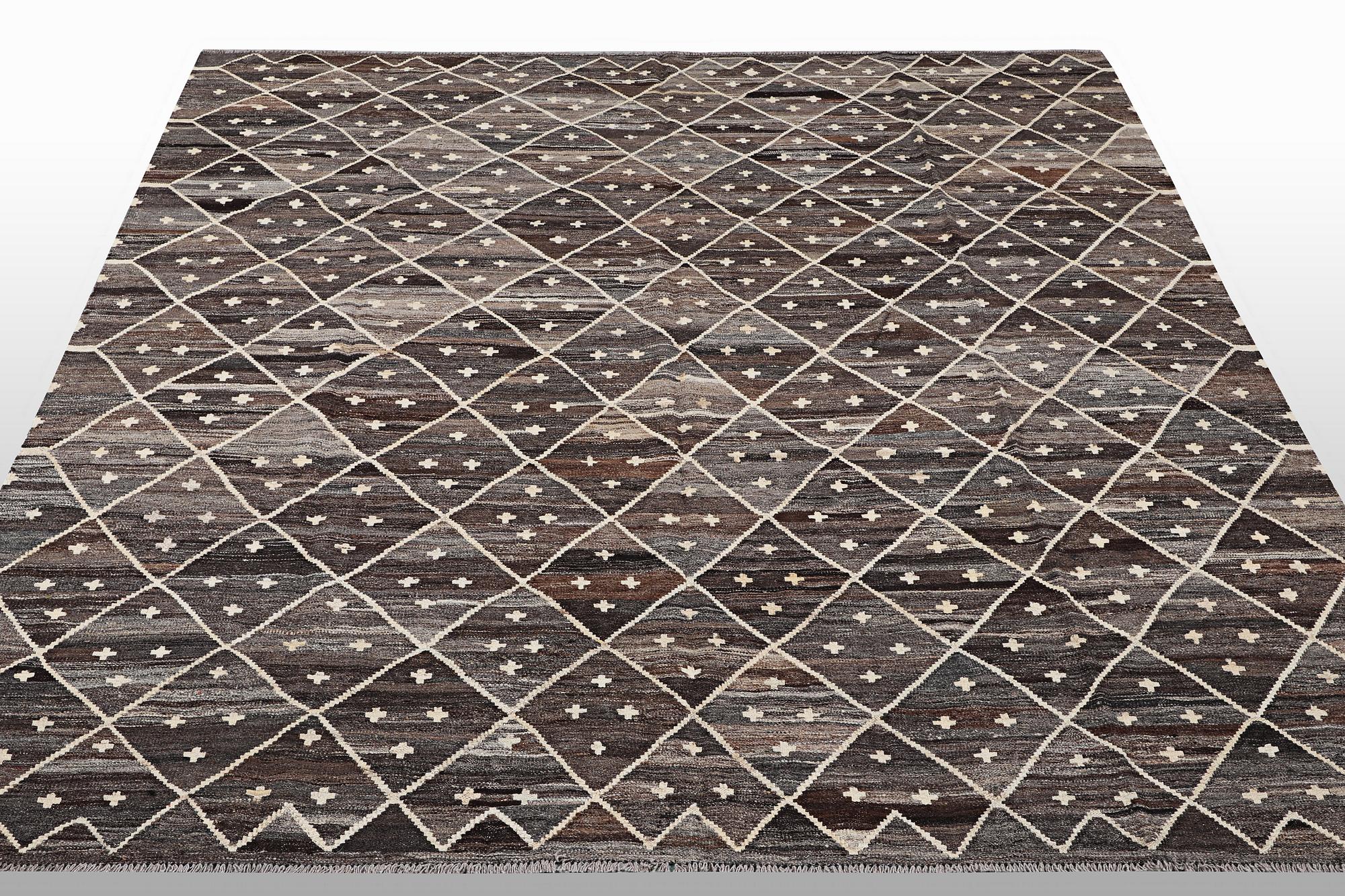 Matta, Kelim, ca 297 x 262 cm.