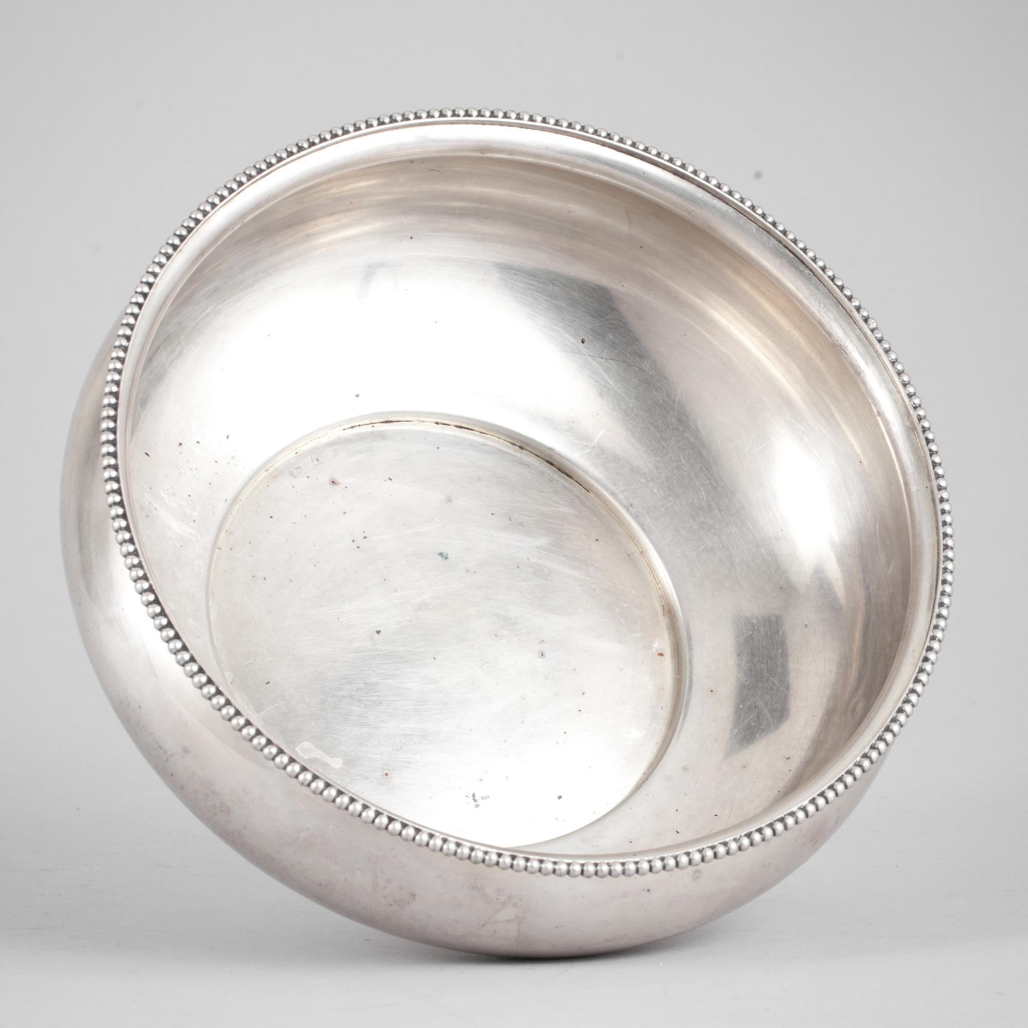 SKÅL, silver. GAB, Stockholm 1919. Vikt ca 430 g.