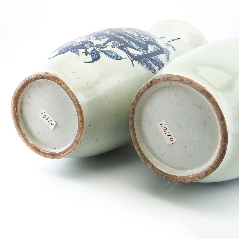 Two Chinese blue and white 'antiques and precious objects' vases, 20th century.