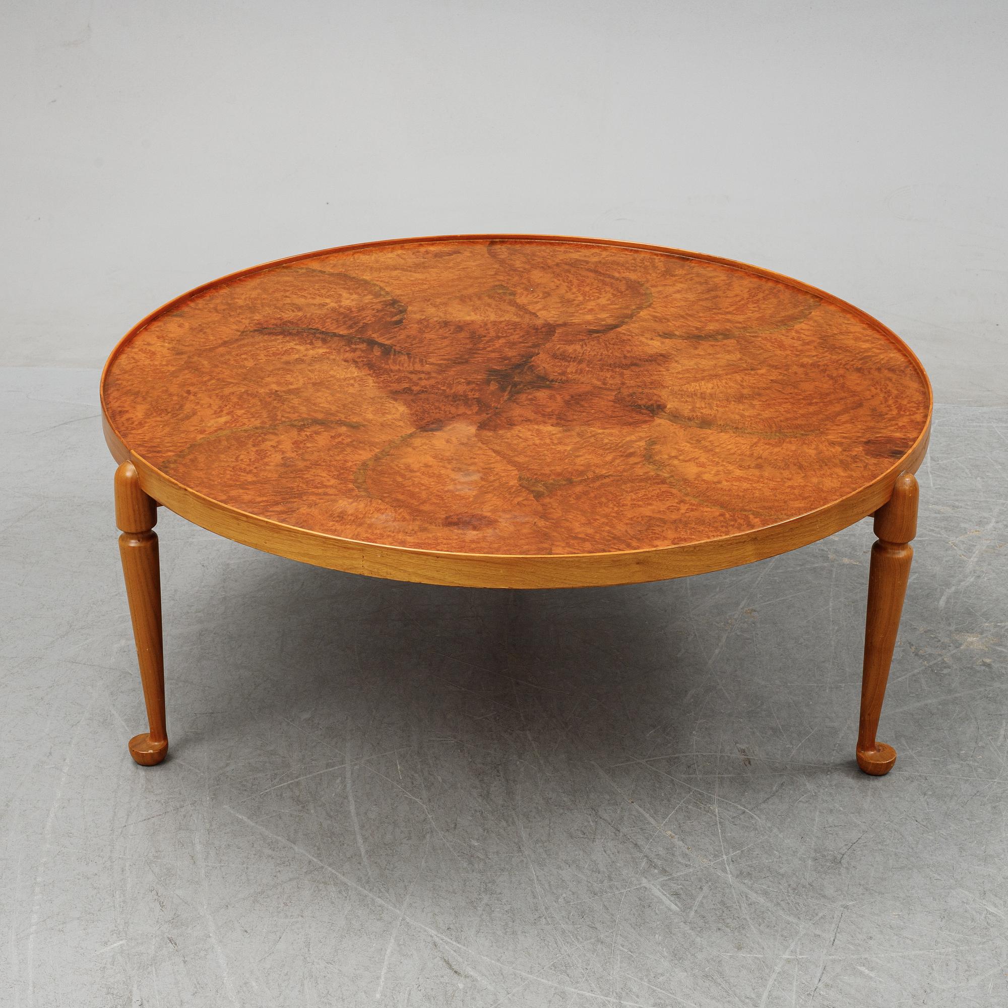 Josef Frank, a model 2139 coffee table, Firma Svenskt Tenn.