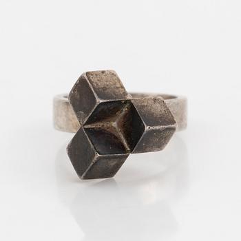 CECILIA K I JOHANSSON, a silve ring from Gothenburg, 1966.