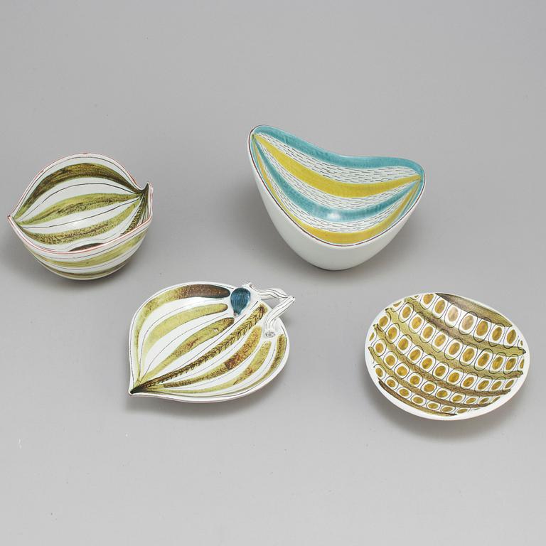 STIG LINDBERG, four earthenware bowls from Gustavsberg skudio.