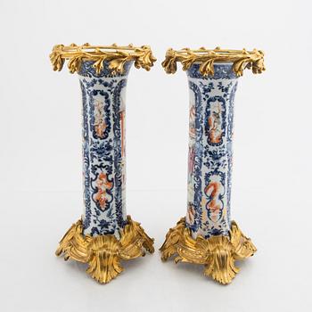 Vaser 1 par, Kina 1800-tal med bronsmontering.