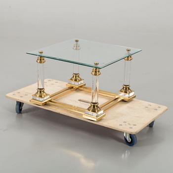 A GLAS TOP COFFEE TABLE END OF 20TH CENTURY.