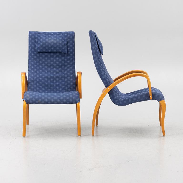 Markku Pakkanen, a pair of 'Harlekiini' armchairs, Asko, Finland, late 20th Century.