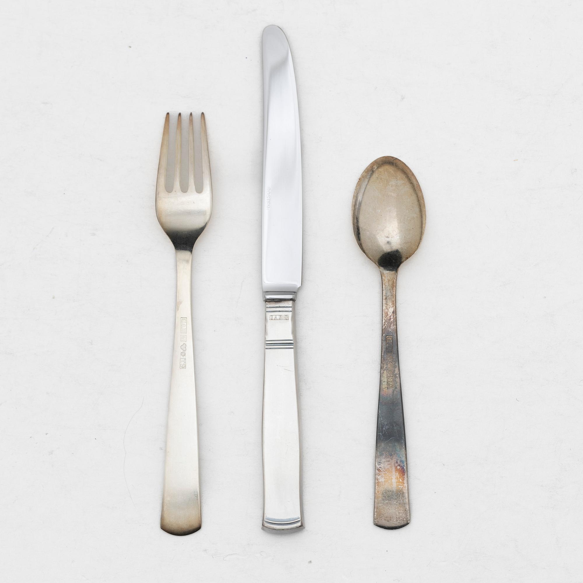 Jacob Ängman, besticksuppsättning, silver 34 delar, "Rosenholm", GAB, Stockholm/Eskilstuna, 1968-70.