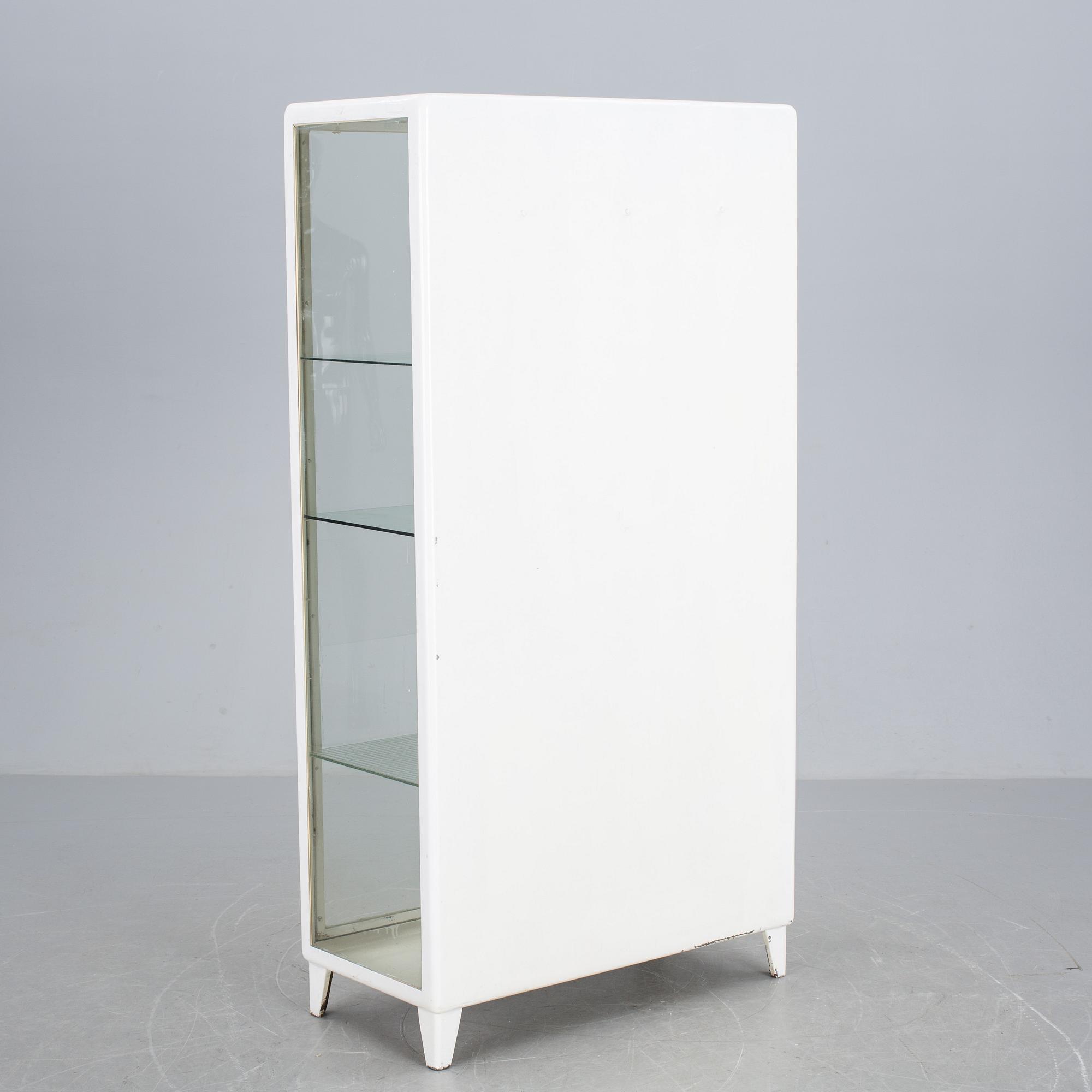 LÄKARSKÅP, 1900-talets andra hälft.