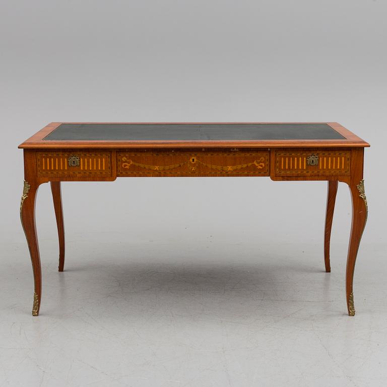 A rococo style writing desk, first half 20th century.