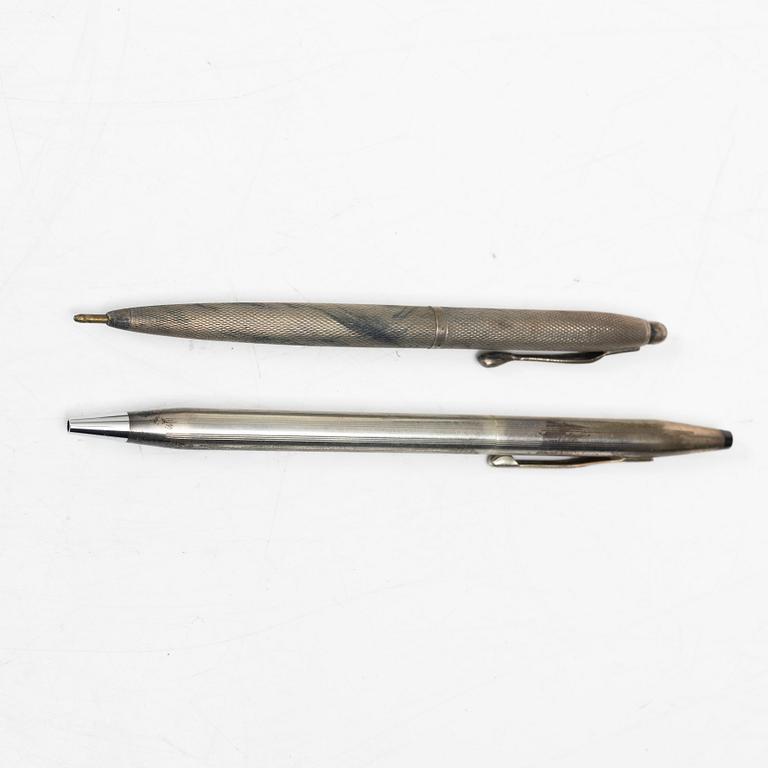 Silver, 9 delar, bl a stämplat Robert Pringle & Sons, London 1903.