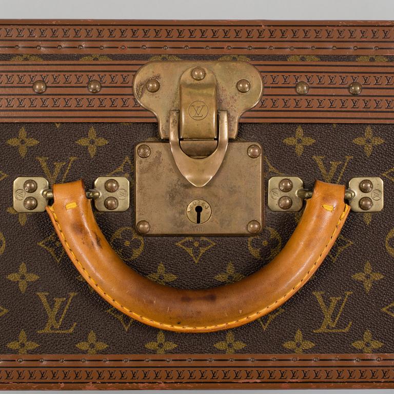 RESVÄSKA, Louis Vuitton.