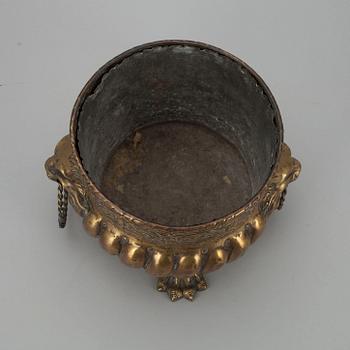 YTTERFODER, mässing, 1800-tal.