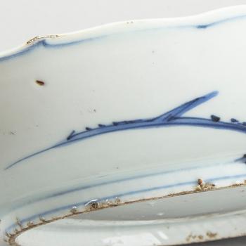A Chinese Ming dynasty Wanli porcelain dish.