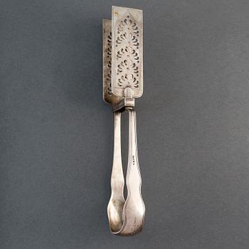 A silver asparagus server by Johan Olof Zetterström, Gothenburg, 1868.