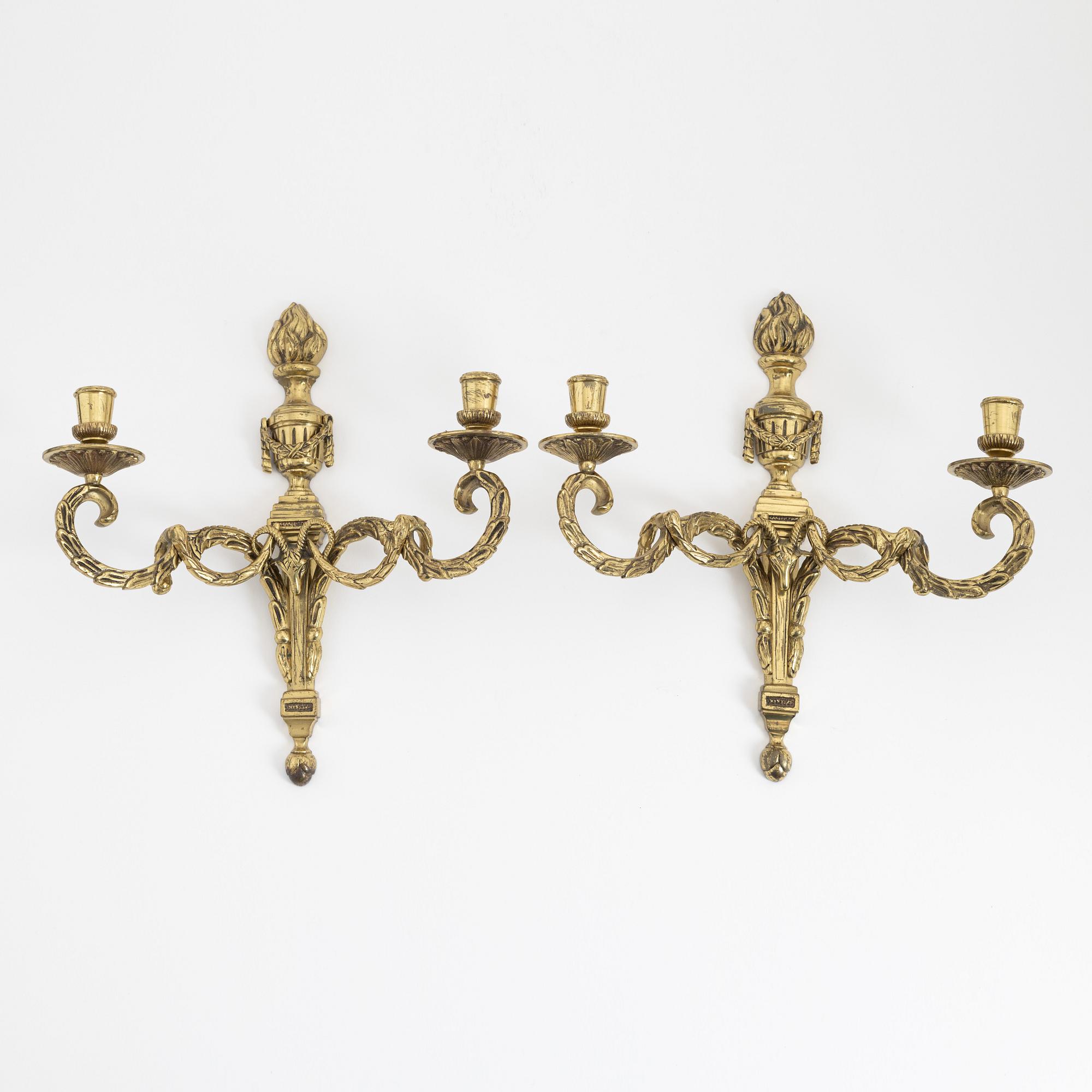 Appliquer, ett par, Louis XVI-stil, 1900-talets mitt.