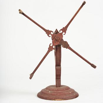 Knäpphärvel, Sverige, 1700-tal.