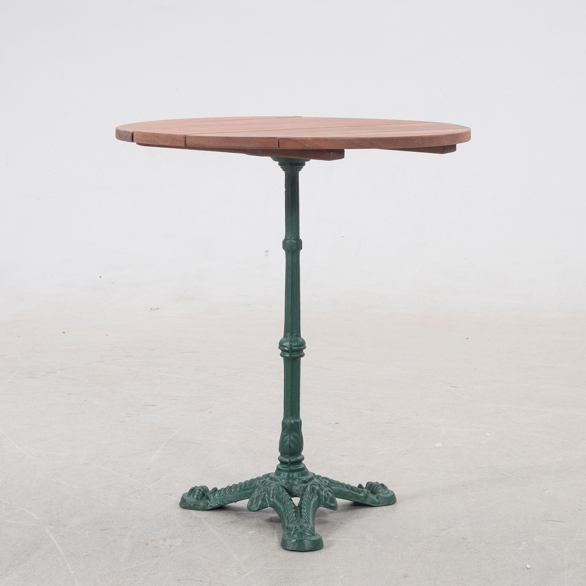 Garden table, second half of the 20th century.
