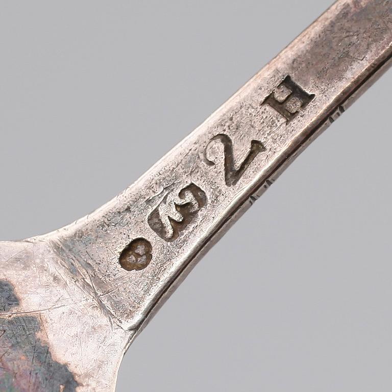 SKED, silver, Nils Grubb, Hudiksvall 1790. Vikt ca 26 gram.