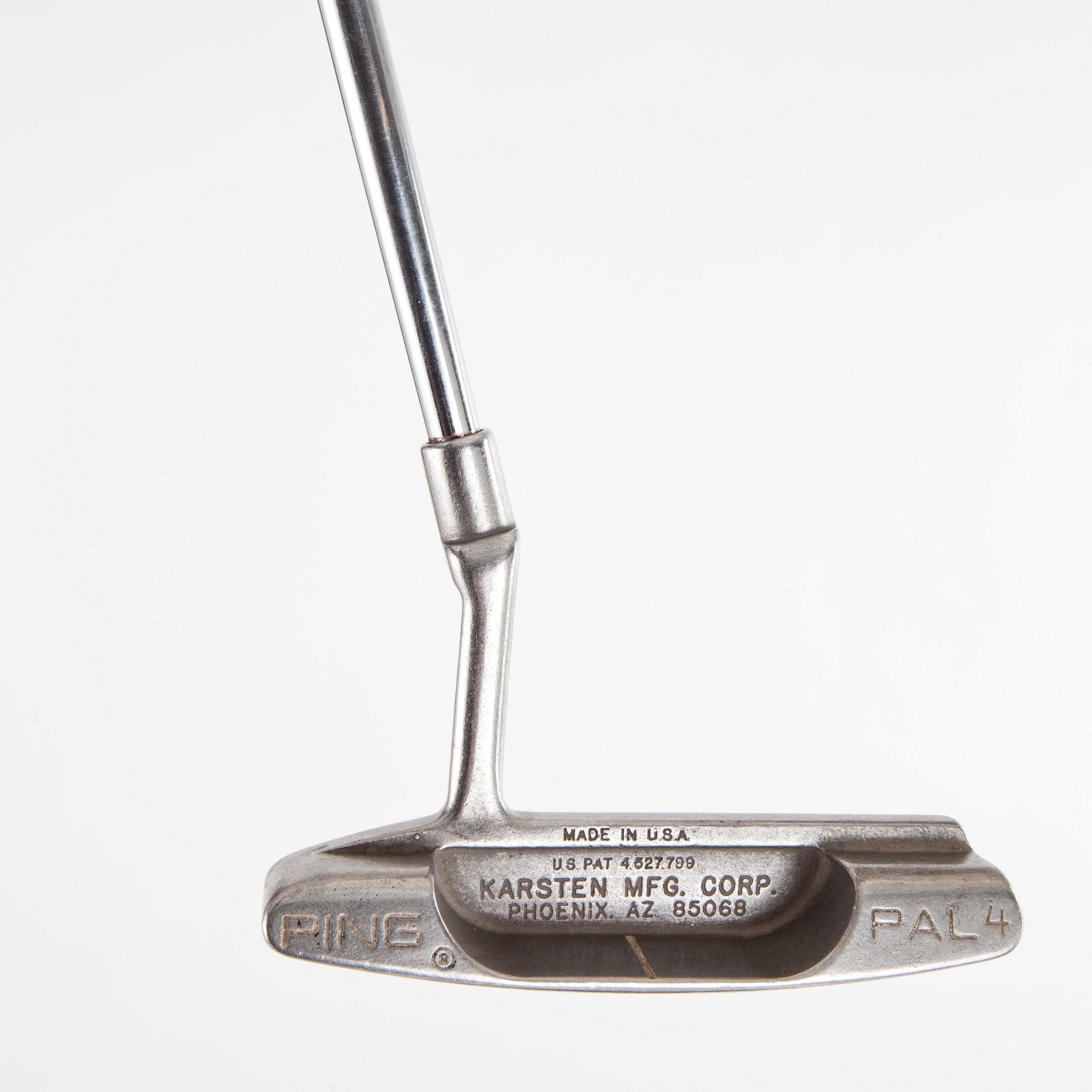 MULBERRY, golfbag with clubs, 1990s.