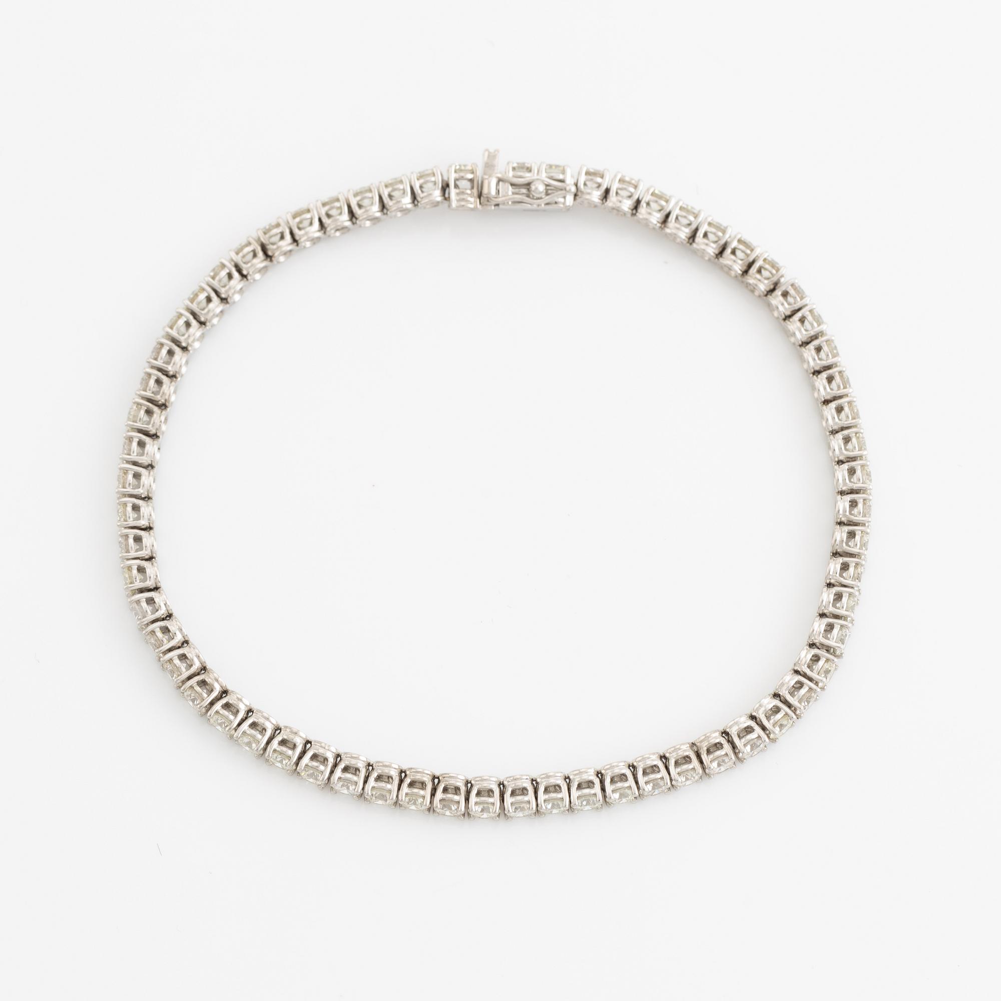 Tennisarmband med briljantslipade diamanter 5,20 ct.