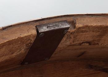 BYRÅ, rokoko, 1700-tal.