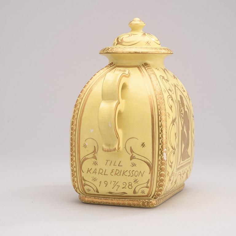 A Wilhelm Kåge creamware urn, Gustavsberg 1928.