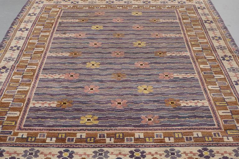 Märta Måås-Fjetterström, A CARPET, "Steninge", knotted pile, ca 307 x 207 cm, signed MMF.