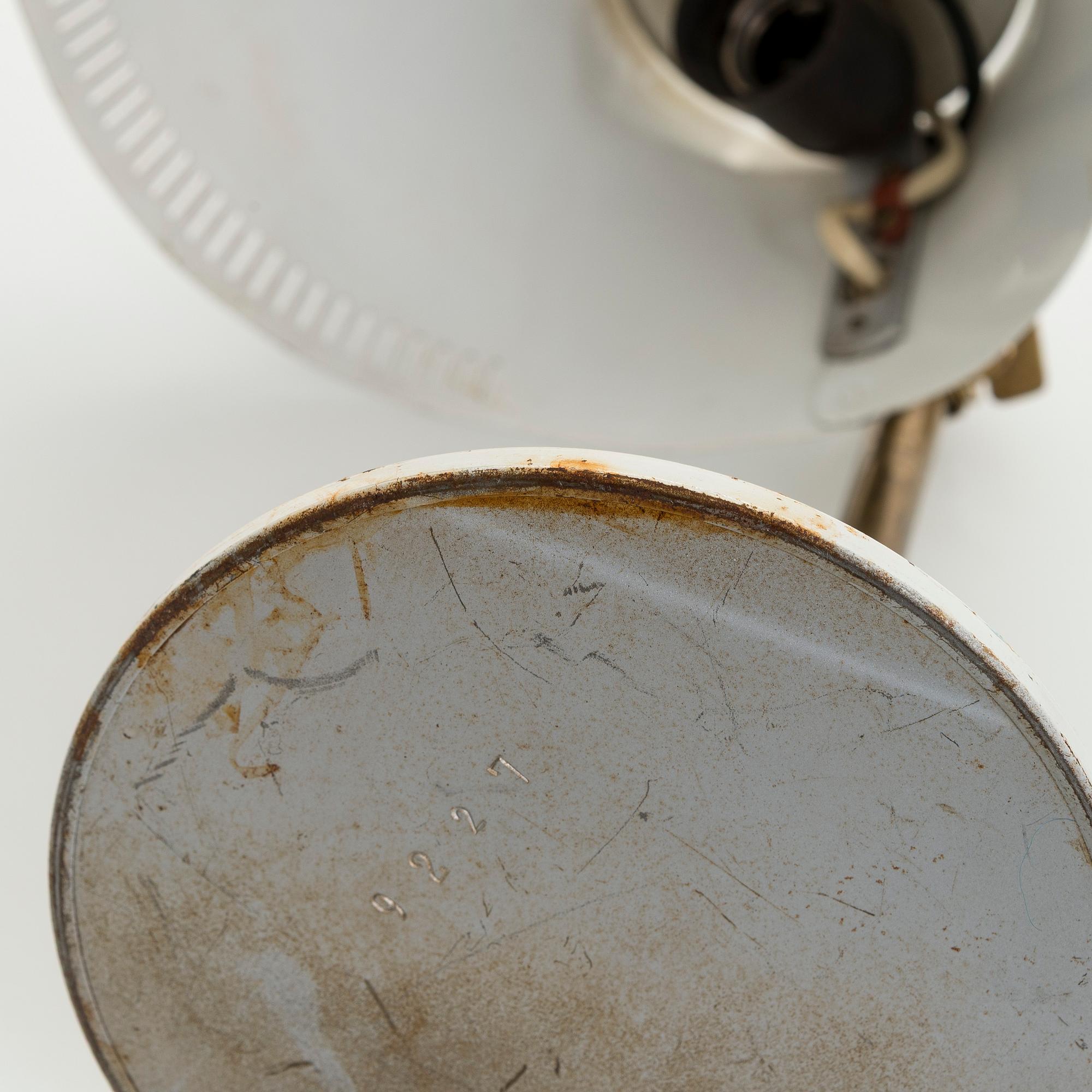 Paavo Tynell, bordslampa, modell 9227, Idman 1900-talets mitt.