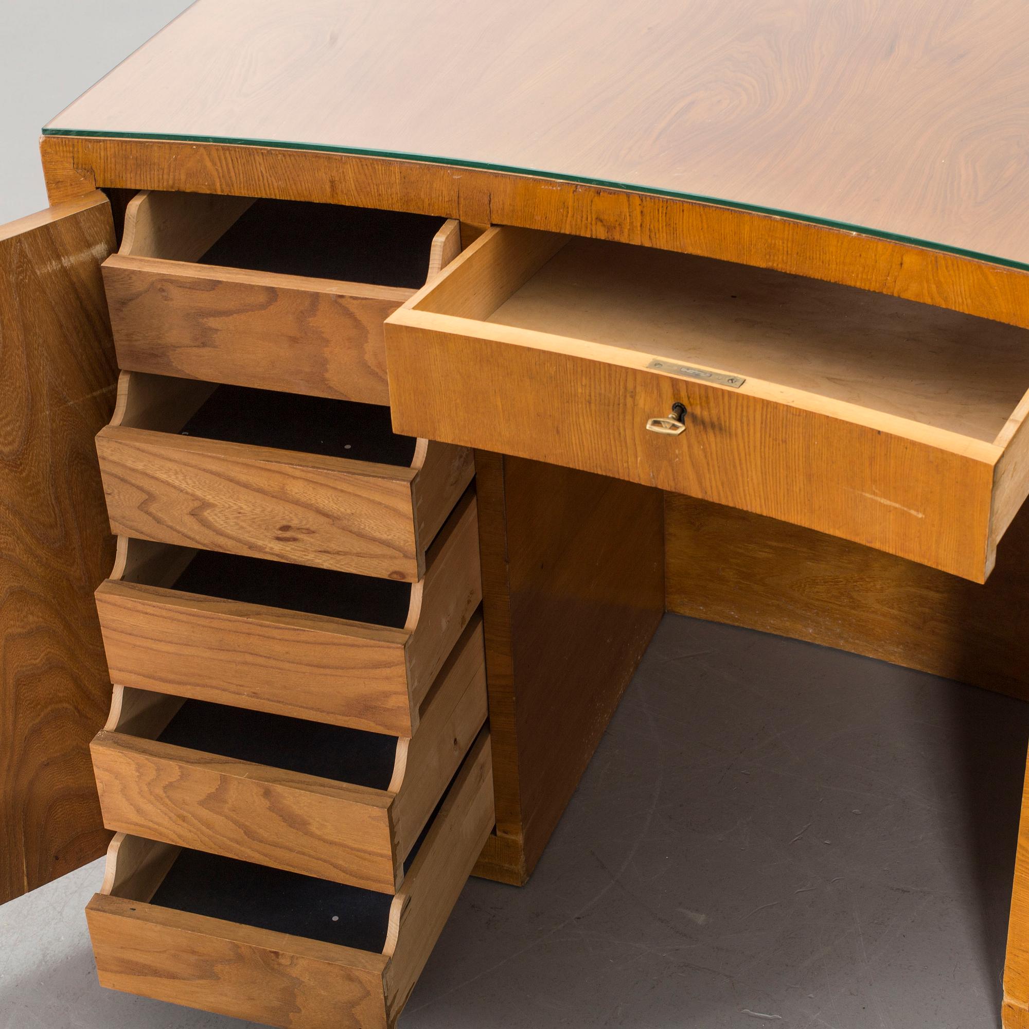 SKRIVBORD, 1930-tal.