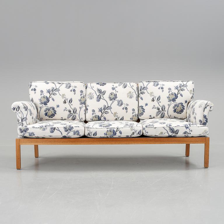 SOFFA, "modell 1100", Josef Frank, Firma Svenskt Tenn.