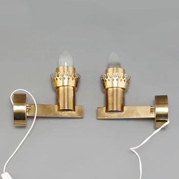 VÄGGLAMPOR, ett par, Hans Agne Jakobsson, Markaryd, 1900-talets andra hälft.