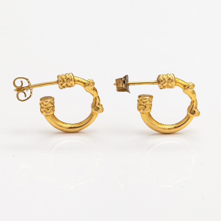 A pair of 18K gold earring "Moose head". Kalevala Koru, Helsinki 1999.