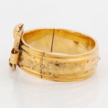 A G Möllenborg 18K gold demi parure comprising a bracelet, a brooch and a pair of earrings.
