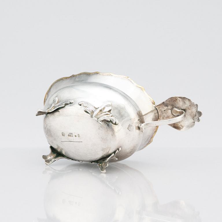 Anders Mårdh, gräddsnäcka, delvis förgyllt 
silver, Kungsbacka, sannolikt 1784. Rokoko.
