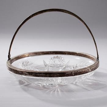 GLASSKÅL, med silverbeslag, Oskar Lindroos, Helsingfors 1923.