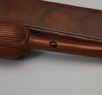 A Japanese sceptre in wooden box, Meiji (1868-1912).