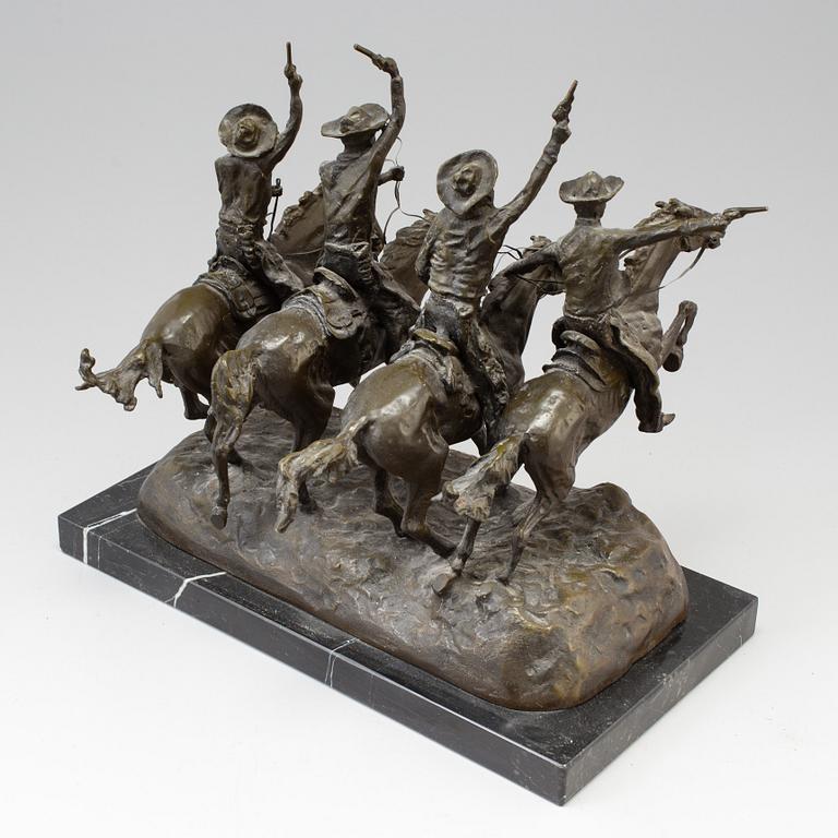 FREDERIC S REMINGTON, a bronze sculpture from the 20th century.