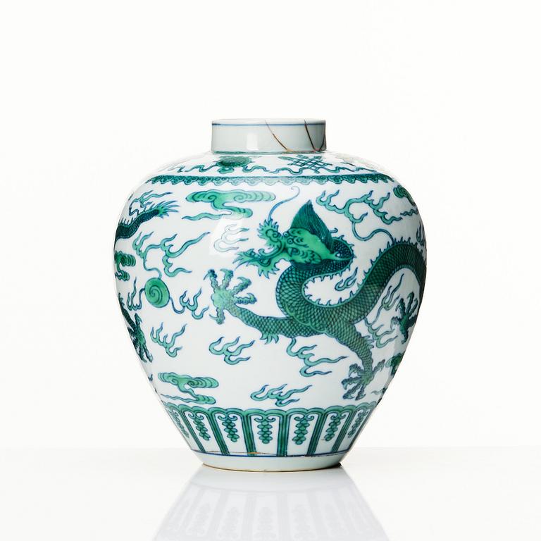 A green-enamelled 'five clawed dragon' jar, Qing dynasty, seal mark and period of Qianlong (1736-1795).